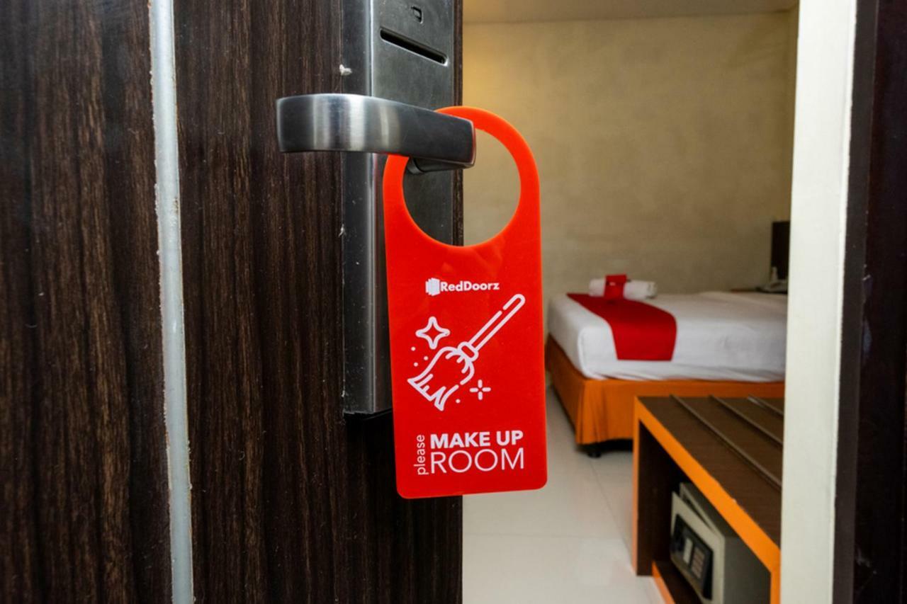 Reddoorz @ Pelita Raya Rappocini Hotel Makassar Exterior photo